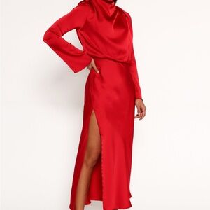 PETAL &PUP KRISTYN LONG SLEEVE MIDI DRESS - RED